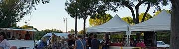 Fête de la bière et rassemblement de voitures anciennes_Althen-des-Paluds