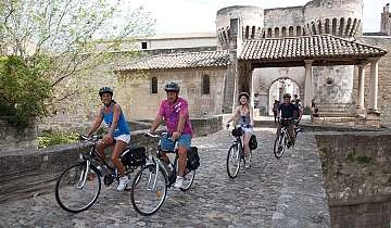 Pernes-les-Fontaines