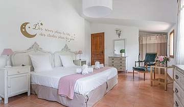 Mas de la Vinçane - Gîte Julia_Pernes-les-Fontaines